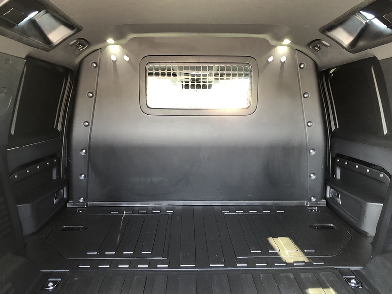 Land Rover Defender 110 D300 MHEV X-Dynamic HSE - U2116
