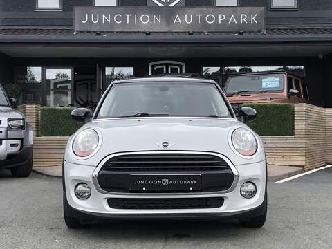 MINI Hatch Cooper D - U2118