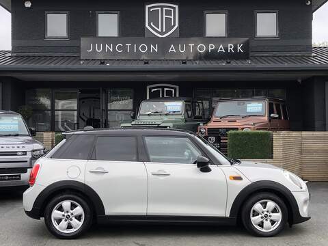 MINI Hatch Cooper D - U2118