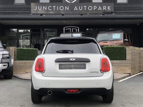 MINI Hatch Cooper D - U2118