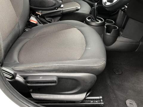 MINI Hatch Cooper D - U2118