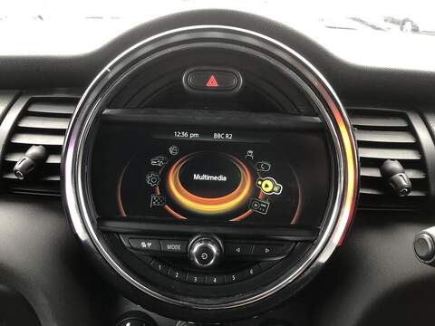 MINI Hatch Cooper D - U2118