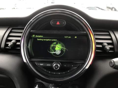 MINI Hatch Cooper D - U2118