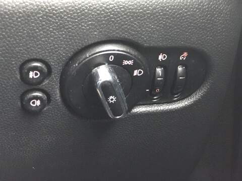 MINI Hatch Cooper D - U2118