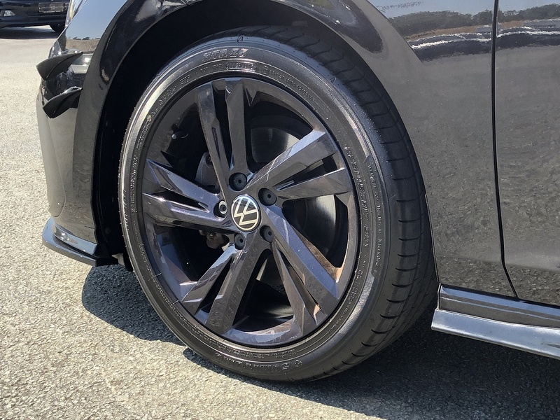 Volkswagen Golf TSI R-Line - U2121
