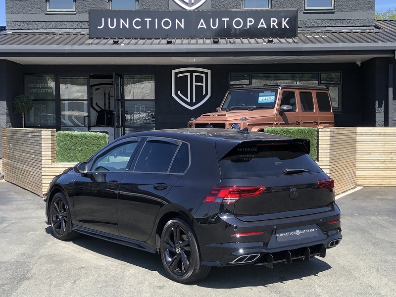 Volkswagen Golf TSI R-Line - U2121