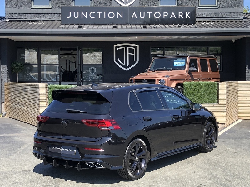 Volkswagen Golf TSI R-Line - U2121