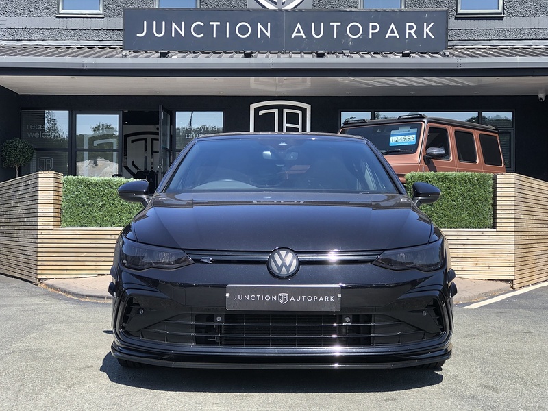 Volkswagen Golf TSI R-Line - U2121