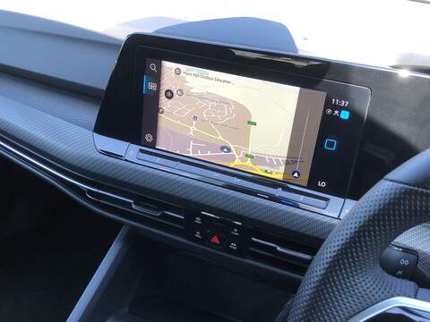 Volkswagen Golf TSI R-Line - U2121