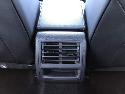 Volkswagen Golf TSI R-Line - U2121