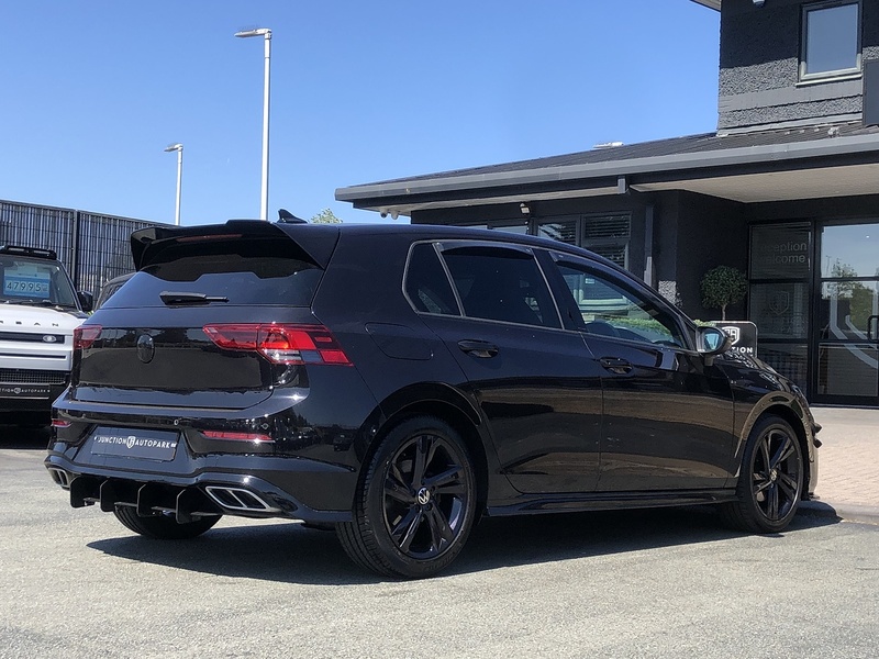 Volkswagen Golf TSI R-Line - U2121