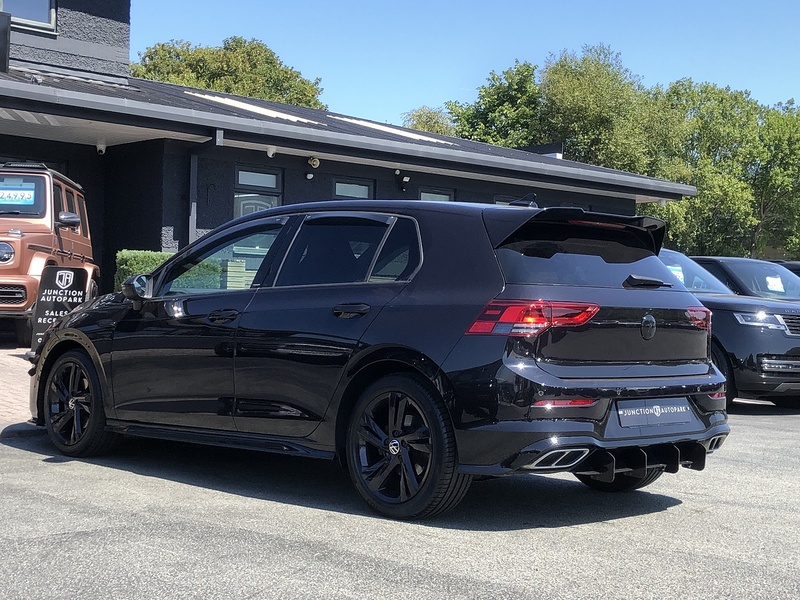 Volkswagen Golf TSI R-Line - U2121