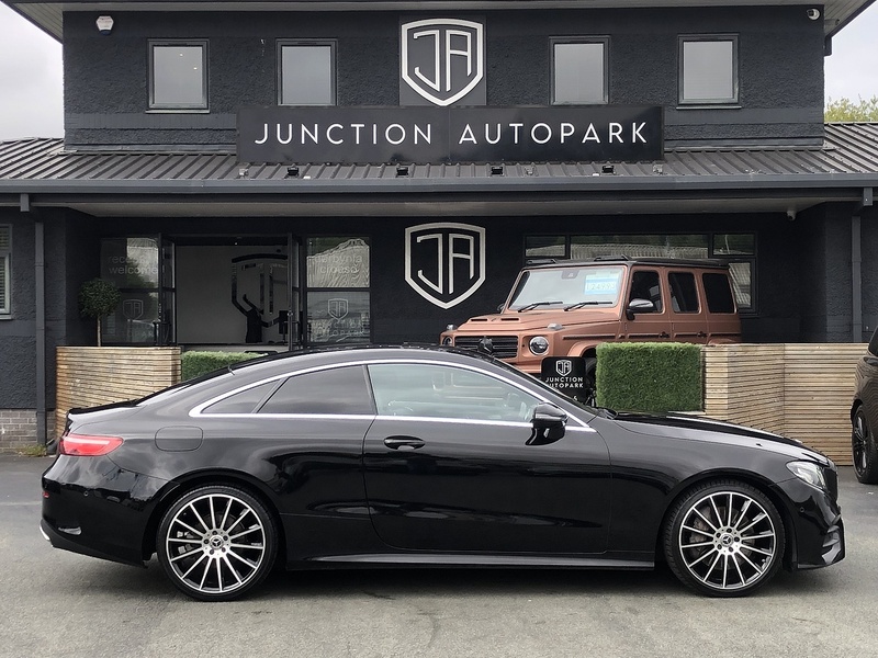 Mercedes-Benz E Class E300 AMG Line - U2131
