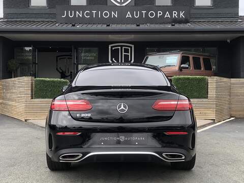 Mercedes-Benz E Class E300 AMG Line - U2131