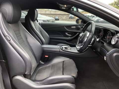 Mercedes-Benz E Class E300 AMG Line - U2131