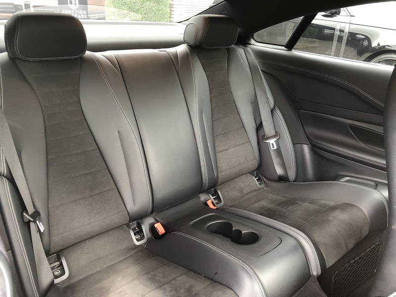 Mercedes-Benz E Class E300 AMG Line - U2131
