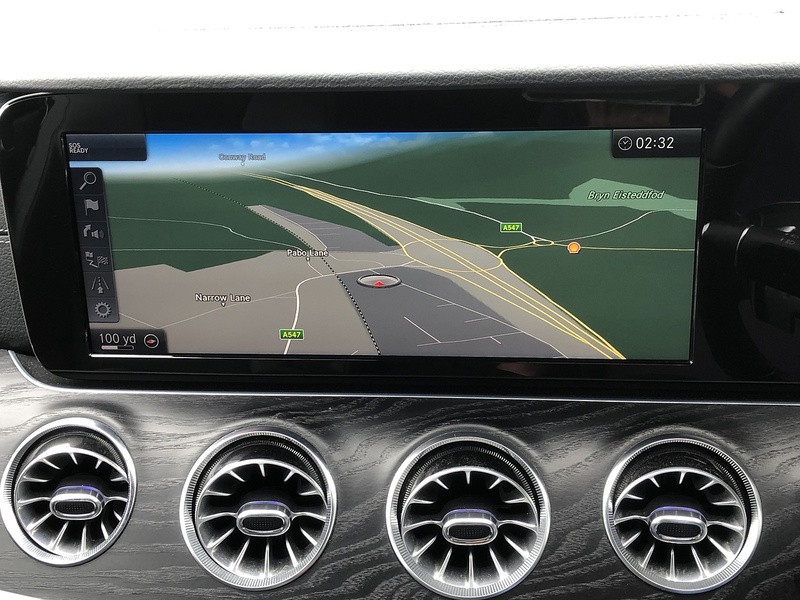 Mercedes-Benz E Class E300 AMG Line - U2131