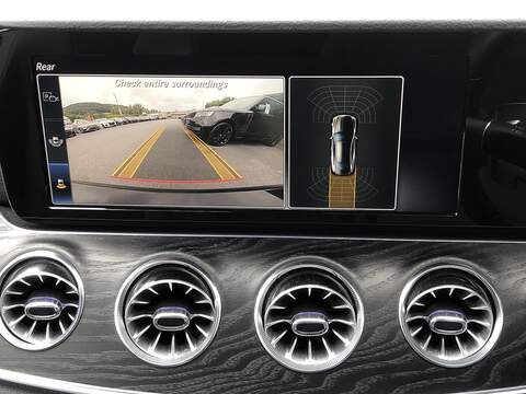 Mercedes-Benz E Class E300 AMG Line - U2131