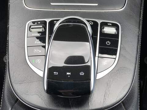 Mercedes-Benz E Class E300 AMG Line - U2131