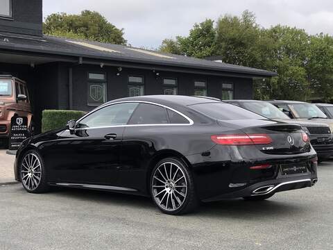 Mercedes-Benz E Class E300 AMG Line - U2131