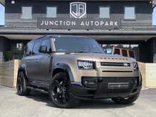 Land Rover Defender 110