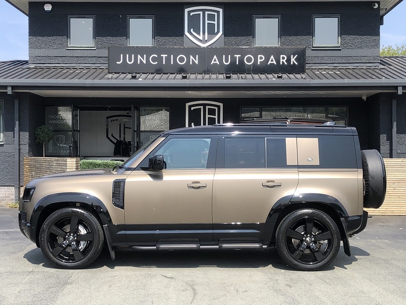Land Rover Defender 110 D300 MHEV X-Dynamic HSE - U2132