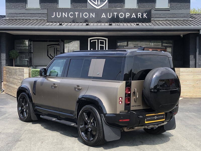 Land Rover Defender 110 D300 MHEV X-Dynamic HSE - U2132