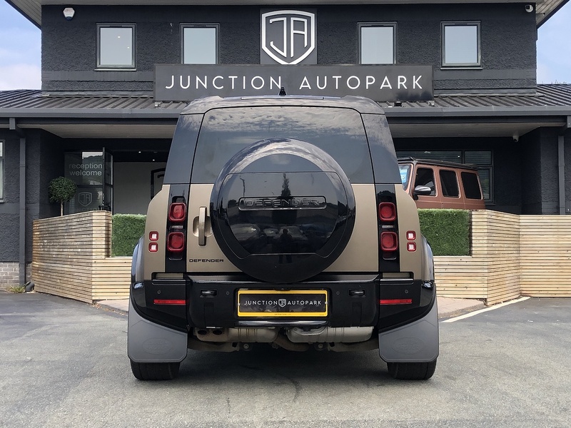 Land Rover Defender 110 D300 MHEV X-Dynamic HSE - U2132
