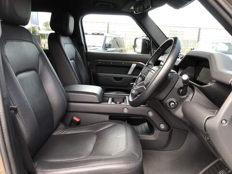 Land Rover Defender 110 D300 MHEV X-Dynamic HSE - U2132