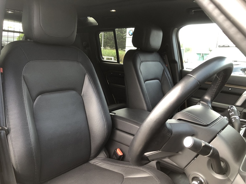 Land Rover Defender 110 D300 MHEV X-Dynamic HSE - U2132