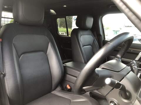 Land Rover Defender 110 D300 MHEV X-Dynamic HSE - U2132