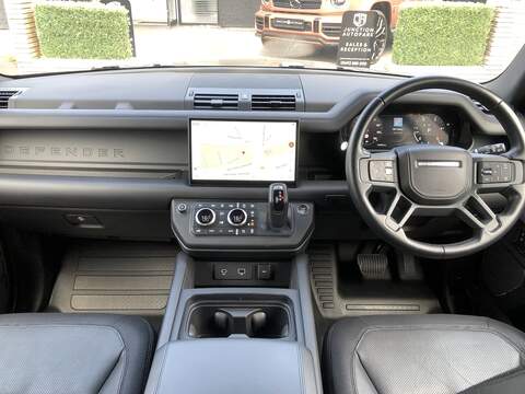 Land Rover Defender 110 D300 MHEV X-Dynamic HSE - U2132