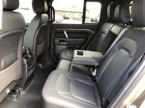 Land Rover Defender 110 D300 MHEV X-Dynamic HSE - U2132