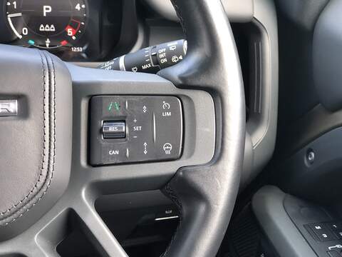 Land Rover Defender 110 D300 MHEV X-Dynamic HSE - U2132