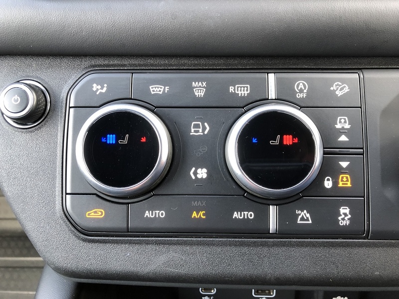 Land Rover Defender 110 D300 MHEV X-Dynamic HSE - U2132