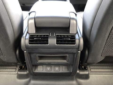 Land Rover Defender 110 D300 MHEV X-Dynamic HSE - U2132