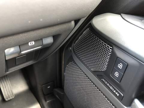 Land Rover Defender 110 D300 MHEV X-Dynamic HSE - U2132
