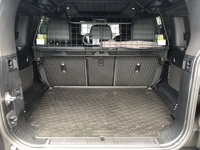 Land Rover Defender 110 D300 MHEV X-Dynamic HSE - U2132