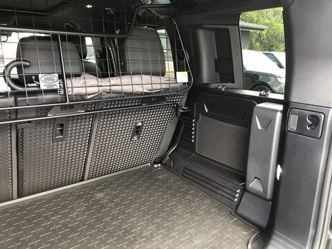 Land Rover Defender 110 D300 MHEV X-Dynamic HSE - U2132