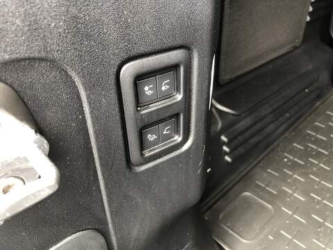 Land Rover Defender 110 D300 MHEV X-Dynamic HSE - U2132
