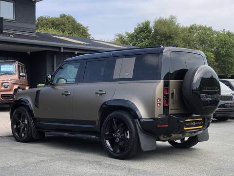 Land Rover Defender 110 D300 MHEV X-Dynamic HSE - U2132