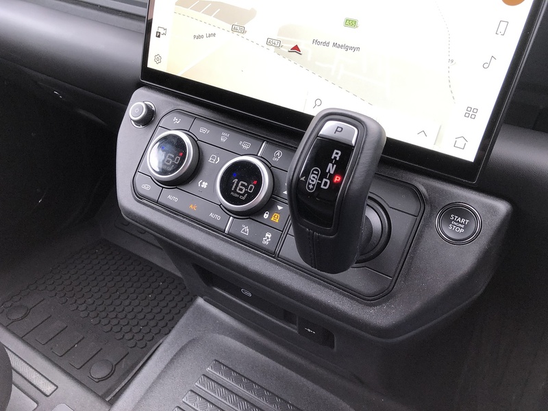 Land Rover Defender 110 D350 MHEV X-Dynamic HSE - U2145