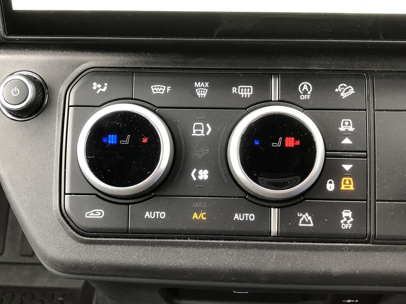Land Rover Defender 110 D350 MHEV X-Dynamic HSE - U2145
