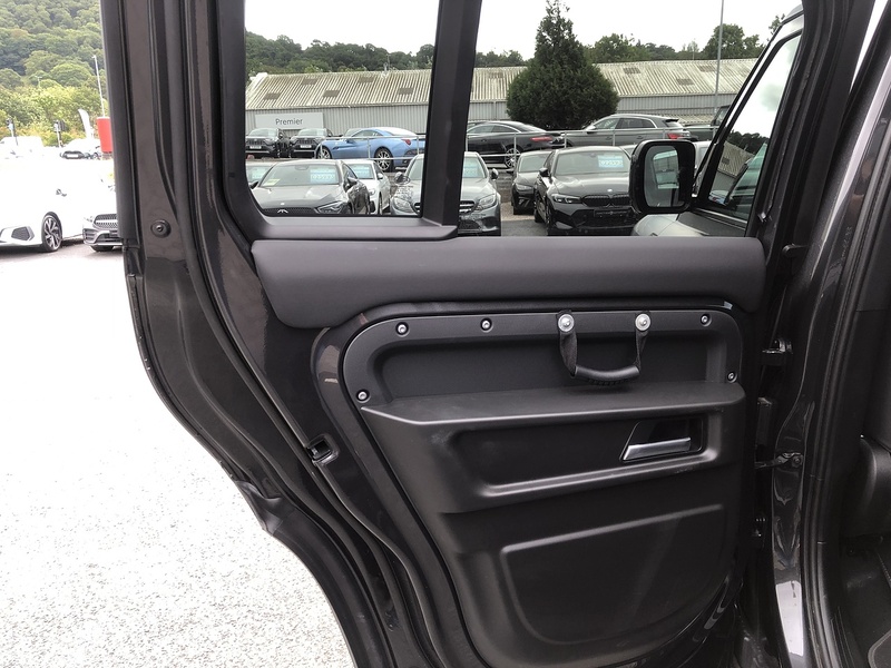 Land Rover Defender 110 D350 MHEV X-Dynamic HSE - U2145