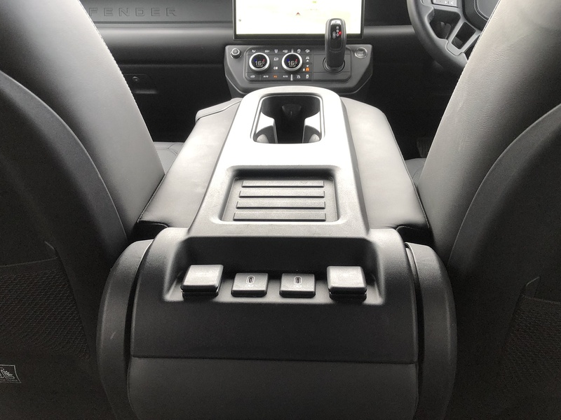 Land Rover Defender 110 D350 MHEV X-Dynamic HSE - U2145