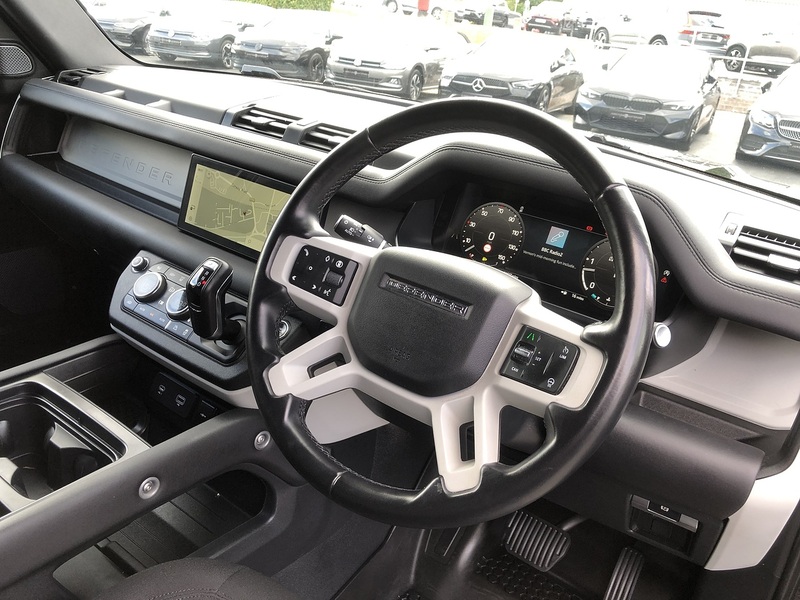 Land Rover Defender 110 D250 MHEV - U2163