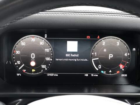 Land Rover Defender 110 D250 MHEV - U2163