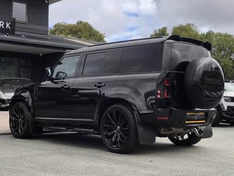 Land Rover Defender 110 D250 MHEV - U2163