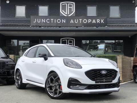 Ford Puma 2.0 318i M Sport Saloon 4dr Petrol Auto Euro 6 (s/s) (156 ps)