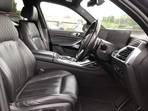 BMW X7 40d MHT M Sport - U2209